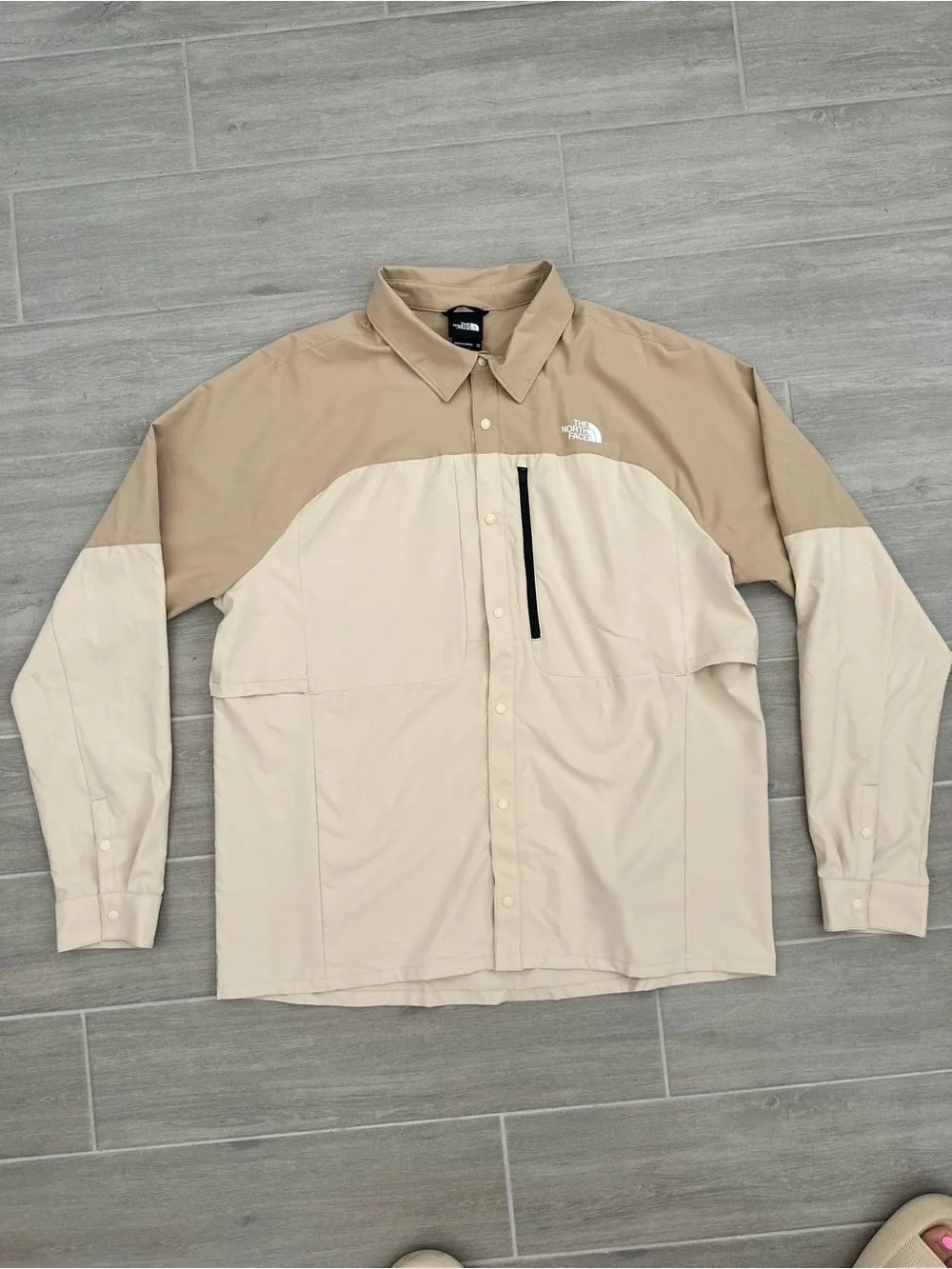 The North Face First Trail UPF Long Sleeve Shirt Size Large Tan Brown Snap